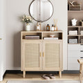 Flechtoptik und 2 Tueren an dem Sideboard