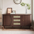 Sideboard verbindet gerundete Konturen und Flechtoptik