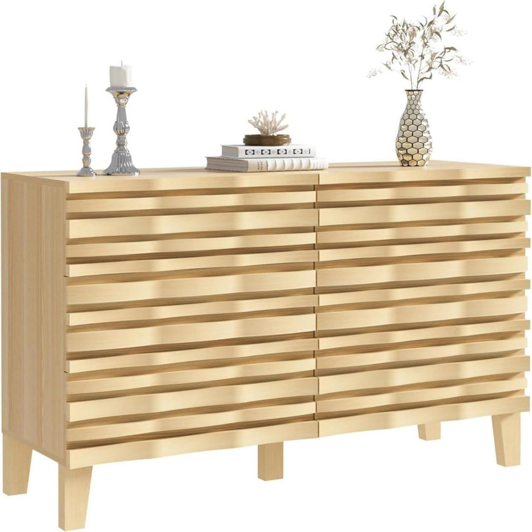 Das Sideboard nimmt mit 120 x 40 x 80.5 cm Gestalt an